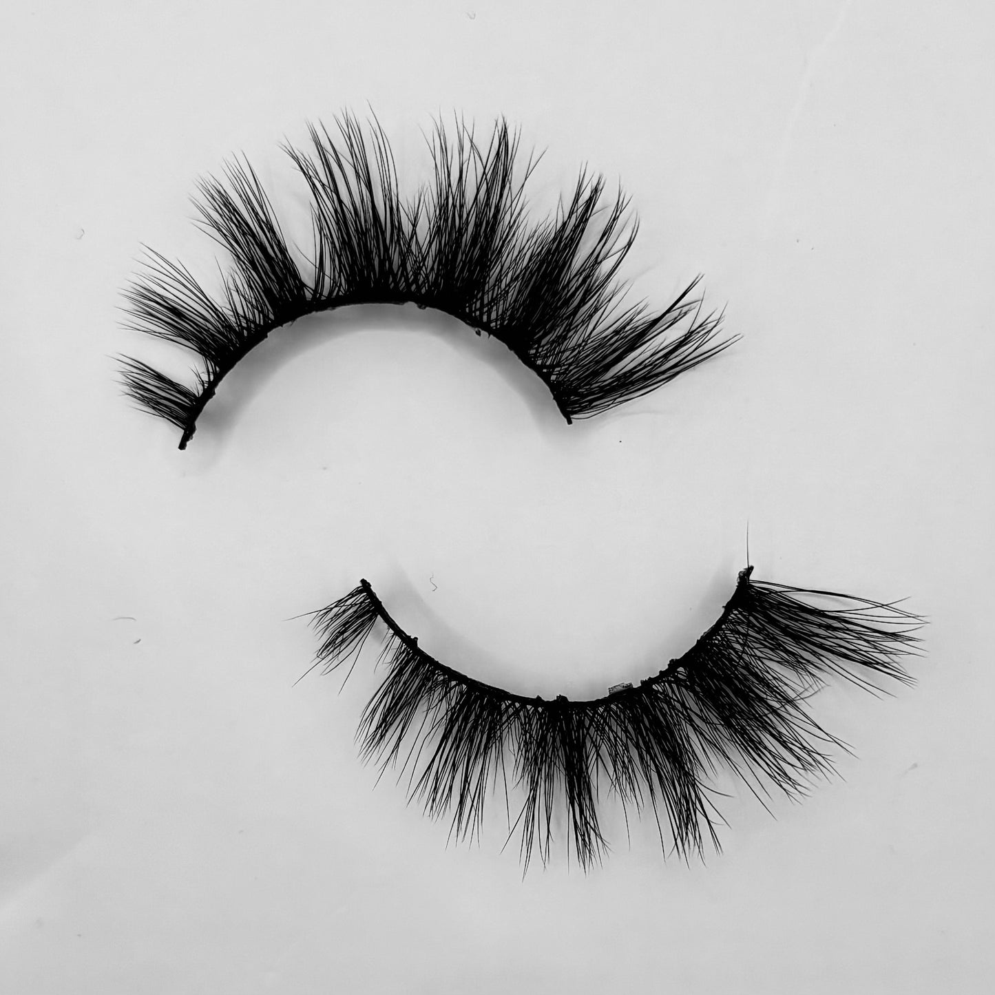 'Serenity' Strip Lash