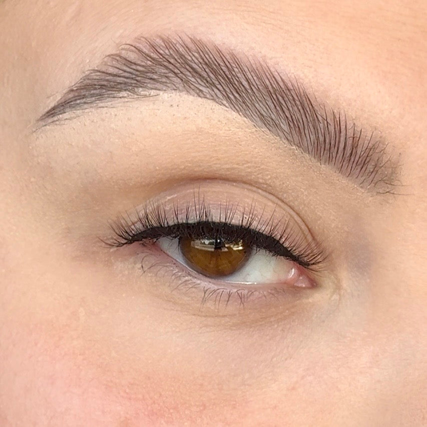 'Balance' Strip Lash