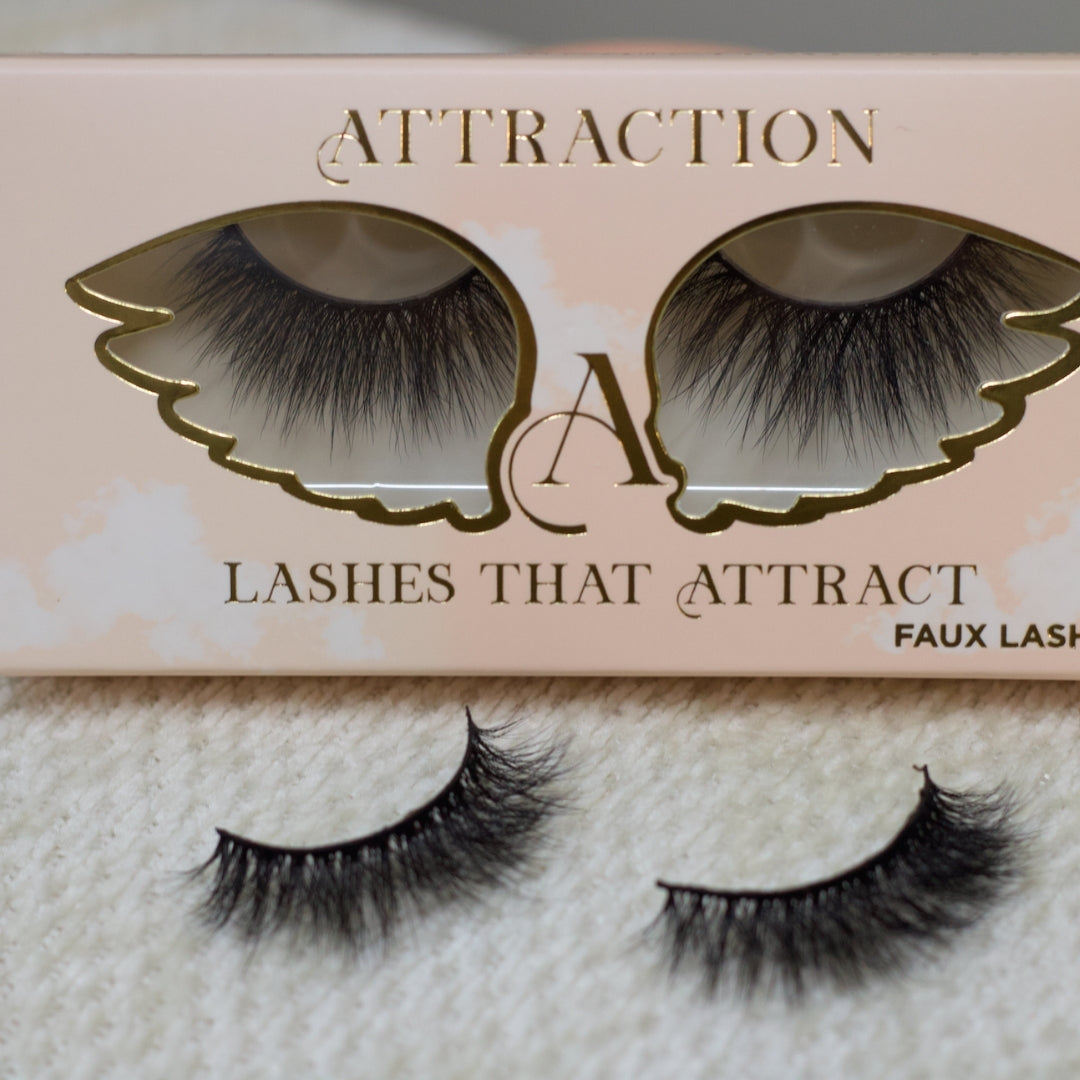 'Healing' Strip Lash